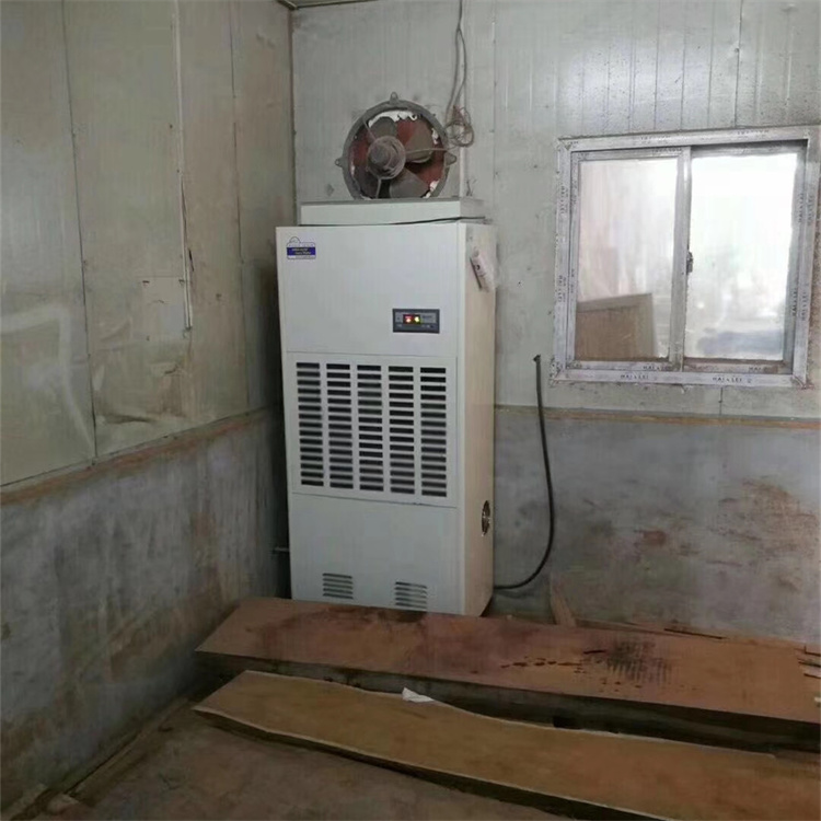 玉米库怎么有效防潮？